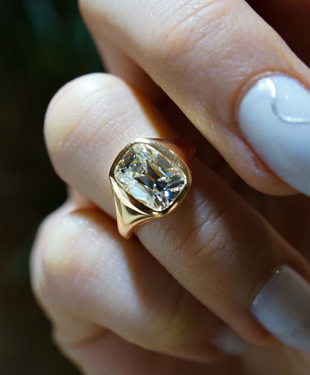 A Lana Del Rey Engagement Ring That&#8217;s Perfect for the Bayou Beauty