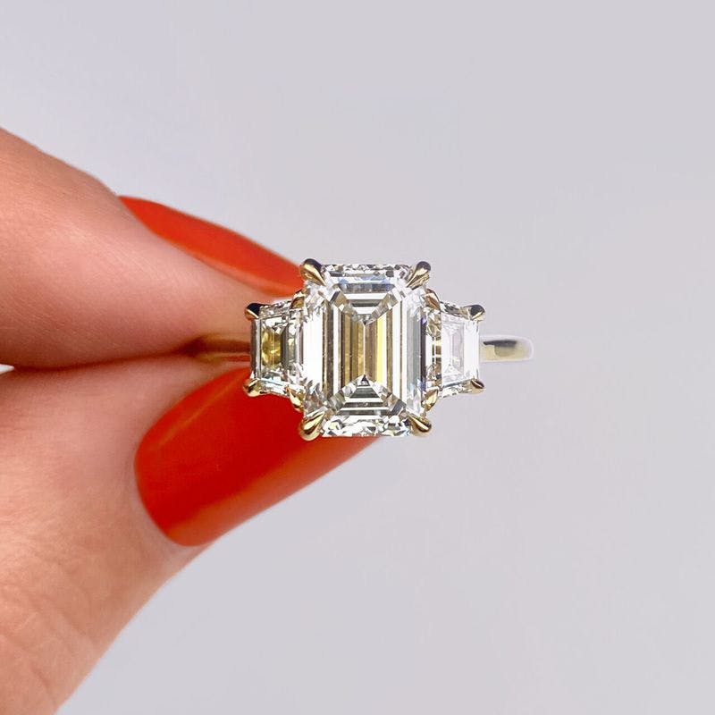 Here&#8217;s Why You Shouldn&#8217;t Shop Based on Diamond Resale Value