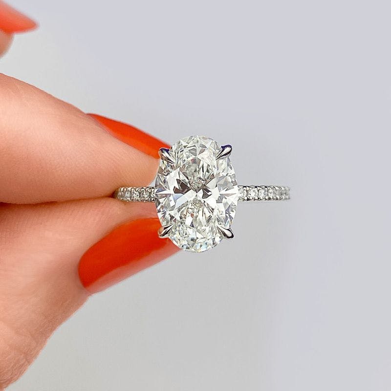 Five Ways to Add a Diamond Accent to Your Engagement Ring